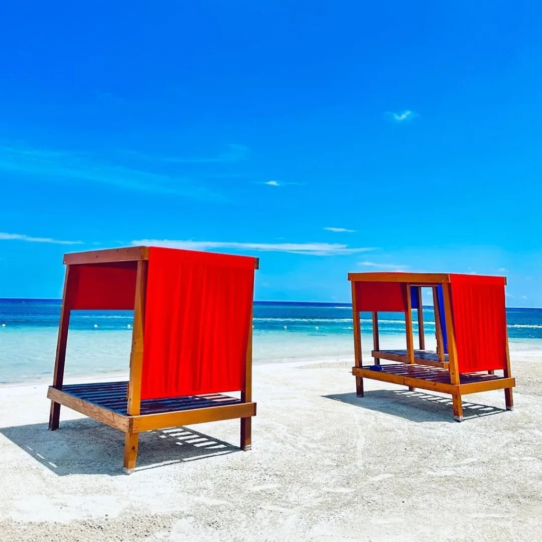 Hospitality Expert Bts 7 - Pool Beach & Bar Montego Bay
