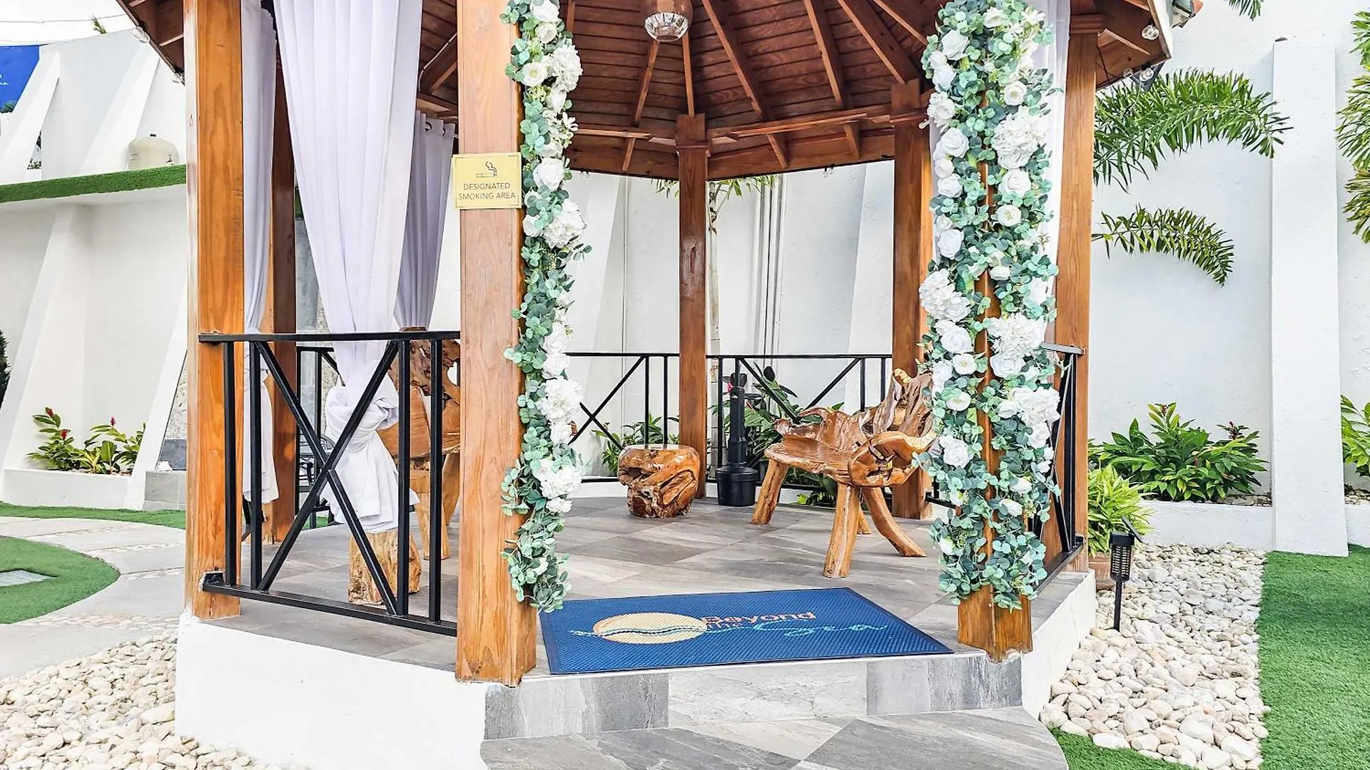 Inn Hospitality Expert Bts 7 - Pool Beach & Bar Montego Bay